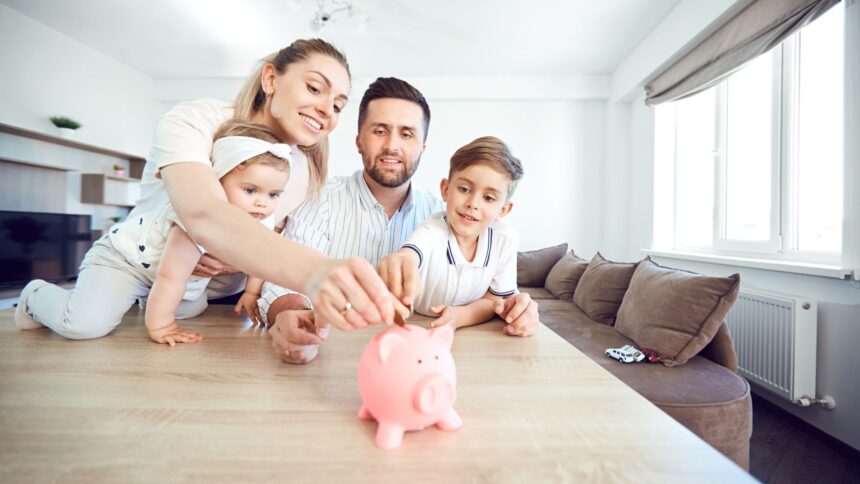 貯金どうしてる 子育て世代の平均貯金額 おすすめの貯金方法をご紹介 Toiro